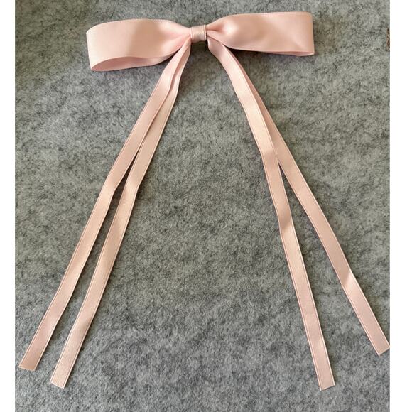 SHASHI REVOLVE NWOT The Girlie Bow Satin Petal Pink Preppy Cottagecore - Picture 1 of 4